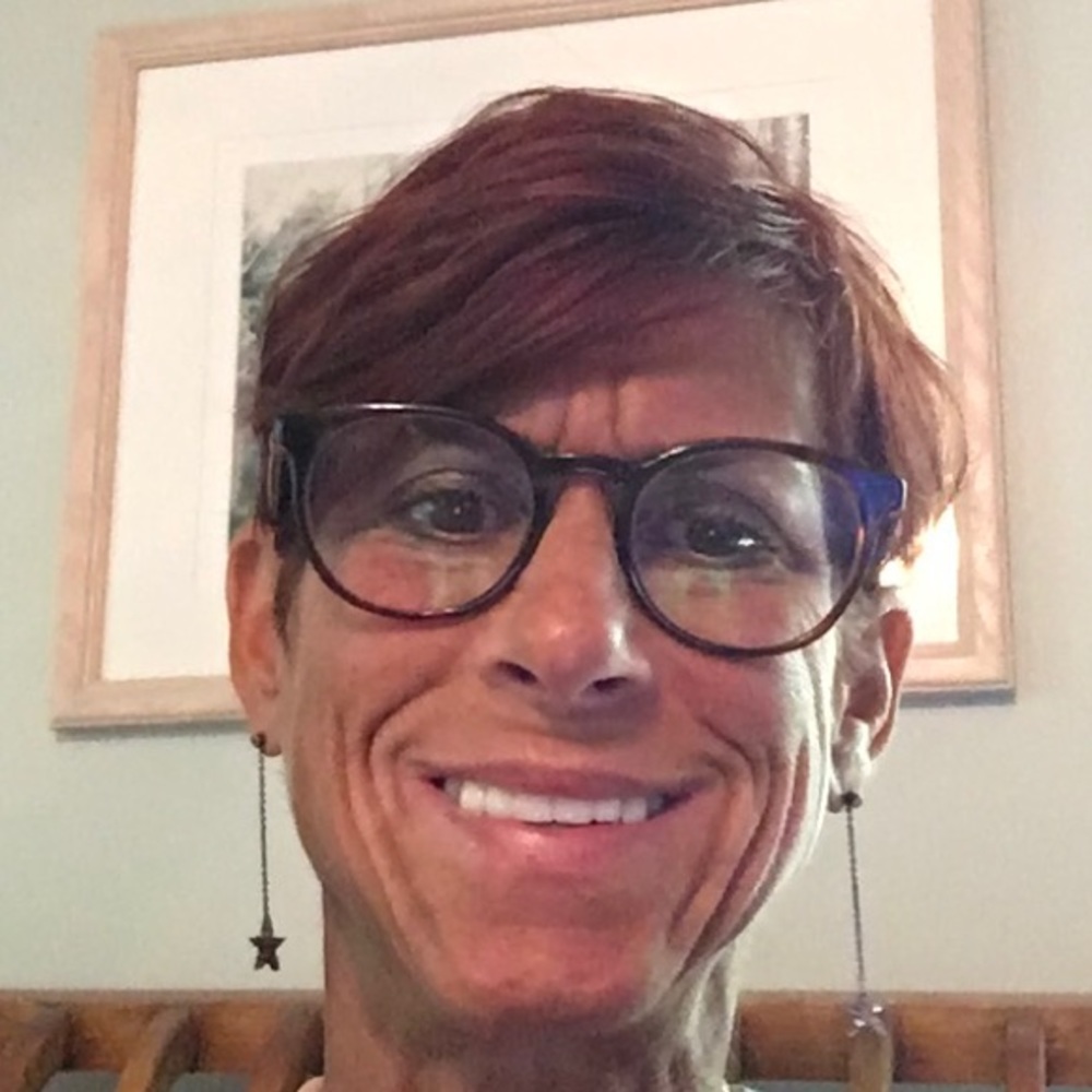 Meet your Posher, Deborah